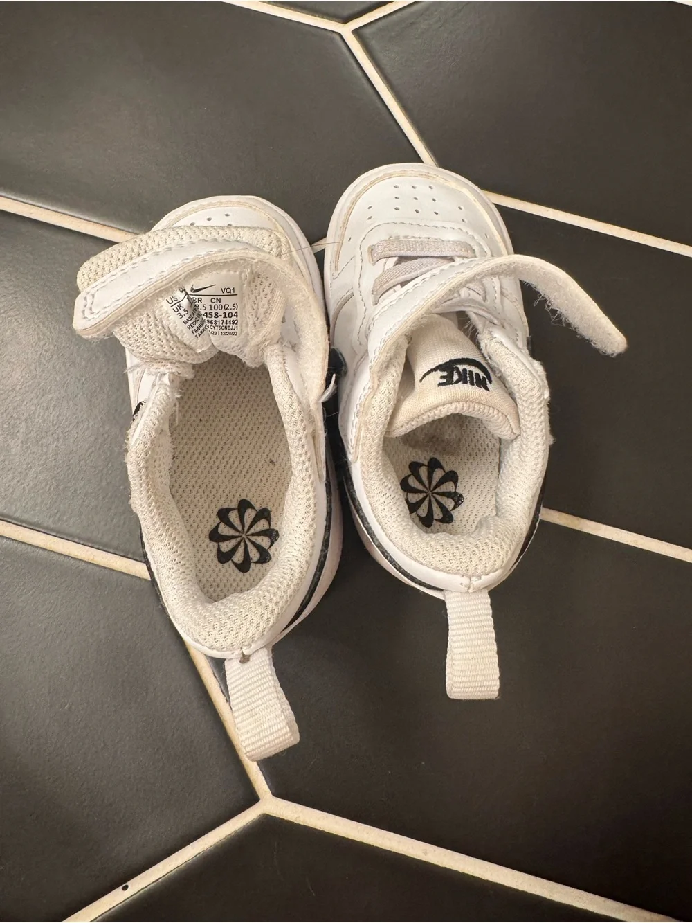 Nike White and Black Velcro Toddler Sneakers
